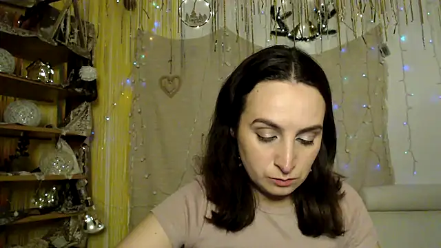 AskMeStandUp online show from February 14, 2026, 10:32 pm