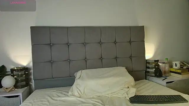 Snapshot of ChloeSanchezx chatting on March 21, 2025, 2:28 am ChloeSanchezx online show from March 21, 2025, 2:28 am