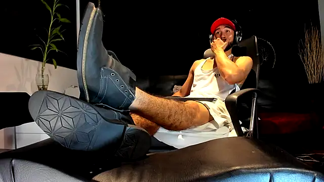 Snapshot of alessandro_wye chatting on November 5, 2025, 9:23 am alessandro wye online show from November 5, 2025, 9:23 am