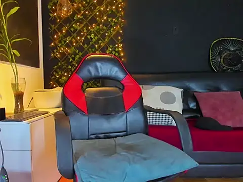 Snapshot of alessandro_wye chatting on February 1, 2026, 9:07 am alessandro wye online show from February 1, 2026, 9:07 am