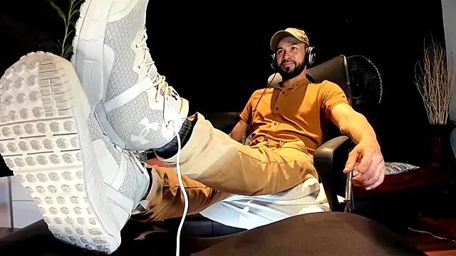 Snapshot of alessandro_wye chatting on November 2, 2025, 3:11 am alessandro wye online show from November 2, 2025, 3:11 am