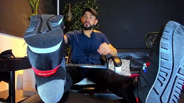 Snapshot of alessandro_wye chatting on February 17, 2026, 2:53 am alessandro wye online show from February 17, 2026, 2:53 am