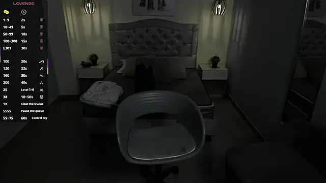 escarleth   online show from September 30, 2025, 2:23 pm