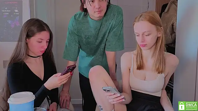 fcjuicy pussy online show from April 12, 2026, 6:05 am