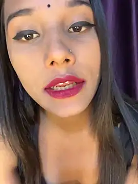 Snapshot of SUM-278 chatting on March 17, 2025, 9:33 am SUM-278 online show from March 17, 2025, 9:33 am