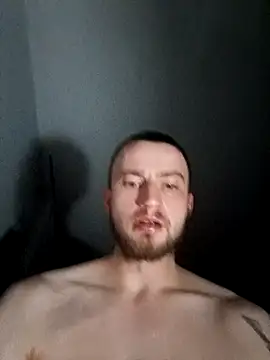 wariacik0024 online show from November 22, 2025, 1:59 am