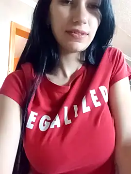 Snapshot of MeanGirl93 chatting on September 16, 2025, 8:48 am MeanGirl93 online show from September 16, 2025, 8:48 am