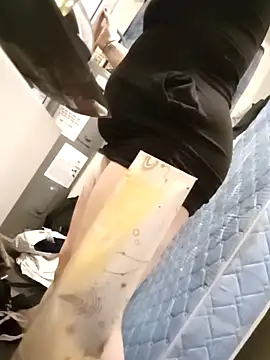 Snapshot of lilbishmiss chatting on February 5, 2025, 7:50 am lilbishmiss online show from February 5, 2025, 7:50 am