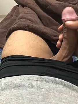 novinhosafado56777 online show from April 7, 2026, 8:43 pm