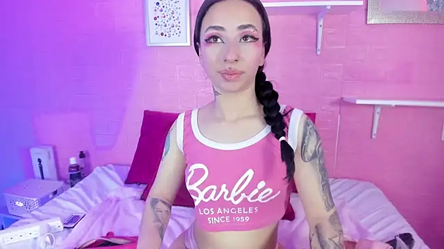 Snapshot of hanna__azumi chatting on February 21, 2026, 4:14 am hanna azumi online show from February 21, 2026, 4:14 am