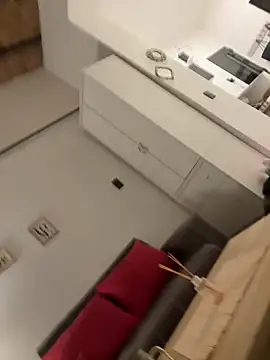 Zairaisak online show from October 2, 2025, 11:30 pm