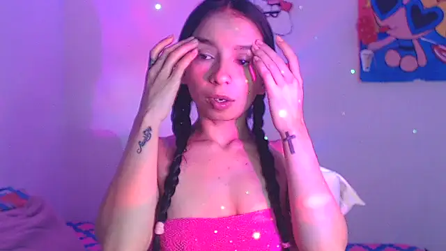 jhoanitahot online show from April 13, 2026, 1:15 pm