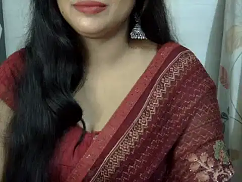 Snapshot of Dream_queen chatting on January 15, 2025, 3:11 am Dream queen online show from January 15, 2025, 3:11 am