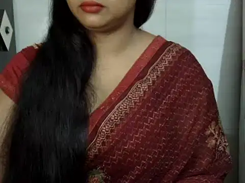 Snapshot of Dream_queen chatting on January 14, 2025, 8:59 pm Dream queen online show from January 14, 2025, 8:59 pm