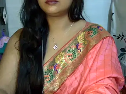 Snapshot of Dream_queen chatting on December 5, 2024, 10:39 pm Dream queen online show from December 5, 2024, 10:39 pm