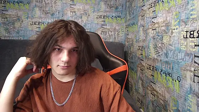 Snapshot of sweet_lucifer666 chatting on December 21, 2024, 6:33 pm sweet lucifer666 online show from December 21, 2024, 6:33 pm