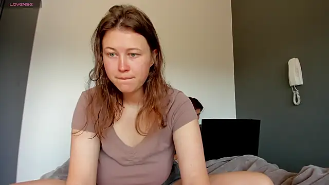 jessica tenderly online show from November 7, 2025, 2:21 pm