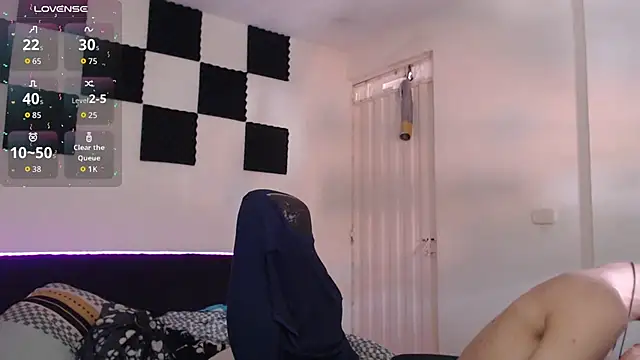 bryamado69 online show from October 2, 2025, 6:22 pm