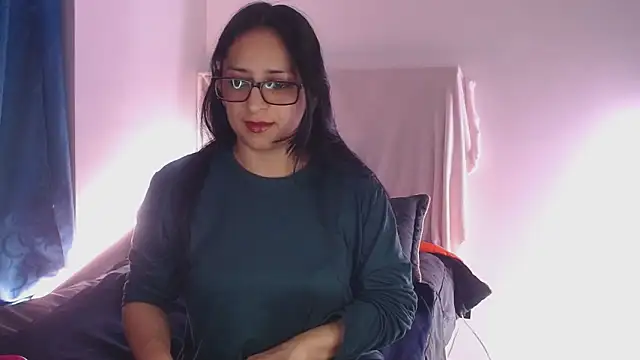 Andrea Sexx  online show from February 11, 2025, 1:10 am