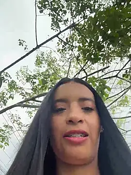 Snapshot of Laura_fernandezII chatting on February 3, 2026, 7:30 pm Laura fernandezII online show from February 3, 2026, 7:30 pm