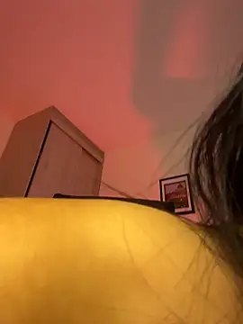 Laura fernandezII online show from March 20, 2026, 11:50 pm