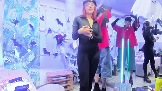 Snapshot of _sharlotte777 chatting on October 31, 2025, 3:19 pm sharlotte777 online show from October 31, 2025, 3:19 pm