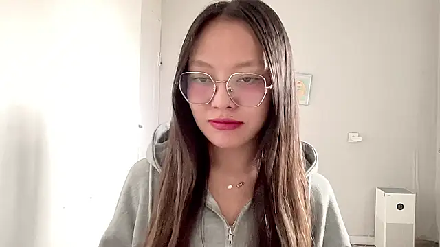 Risalynn online show from February 27, 2025, 6:35 am