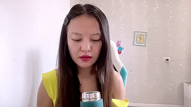 Risalynn online show from March 14, 2025, 3:15 am