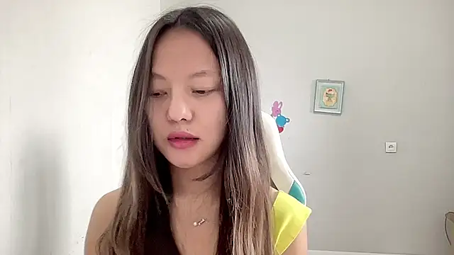 Risalynn online show from January 29, 2025, 5:51 am