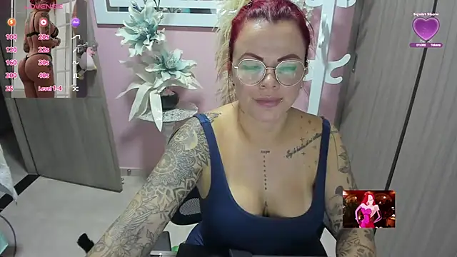 Snapshot of KAROL_MILF chatting on May 10, 2026, 1:53 am KAROL MILF online show from May 10, 2026, 1:53 am