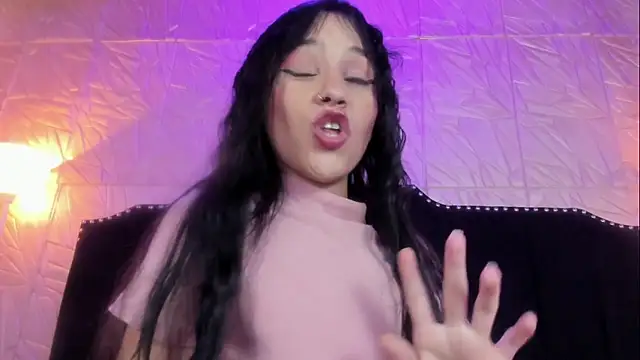 Sofii Carter online show from November 18, 2025, 8:12 pm