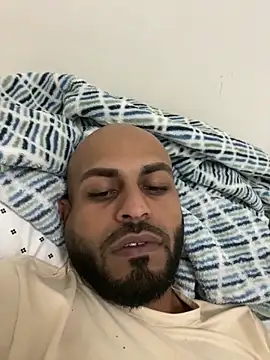 islandvybee55 online show from February 15, 2025, 6:44 am