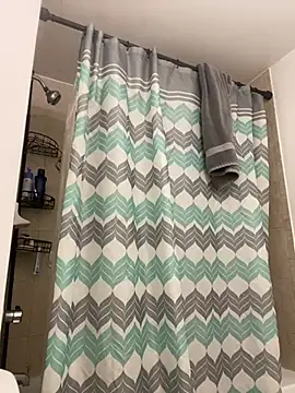 islandvybee55 online show from January 26, 2025, 8:02 pm