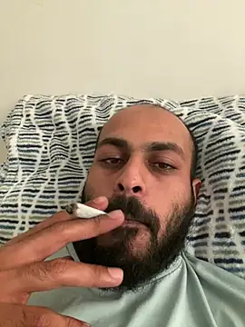 islandvybee55 online show from February 8, 2025, 10:29 pm