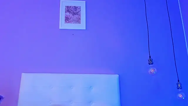 Snapshot of Charlotte11-11 chatting on February 4, 2026, 3:29 pm Charlotte11-11 online show from February 4, 2026, 3:29 pm