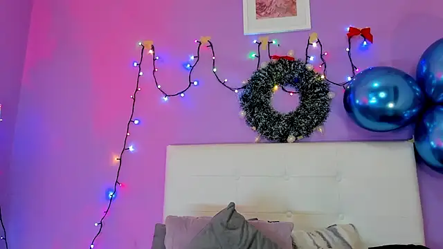 Charlotte11-11 online show from December 21, 2025, 4:52 pm