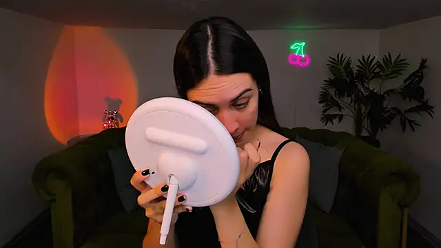  shyy girl online show from October 2, 2025, 6:06 am