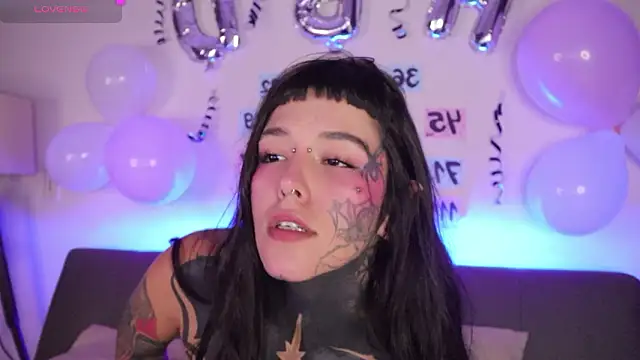 Snapshot of FairyFlexxxx chatting on February 6, 2026, 6:53 am FairyFlexxxx online show from February 6, 2026, 6:53 am