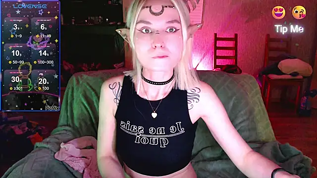 mischellemeow13 online show from October 9, 2025, 12:33 am