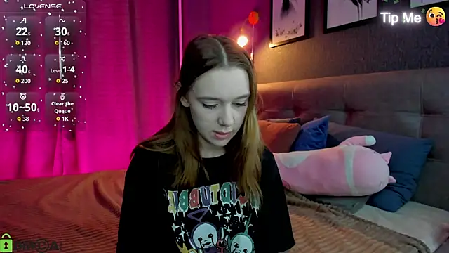 Snapshot of Lesi_Moonie01 chatting on February 25, 2026, 9:20 am Lesi Moonie01 online show from February 25, 2026, 9:20 am