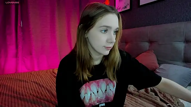 Snapshot of Lesi_Moonie01 chatting on February 11, 2026, 9:20 am Lesi Moonie01 online show from February 11, 2026, 9:20 am