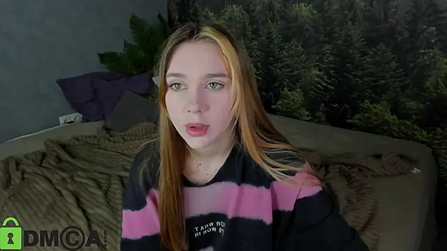 Snapshot of Lesi_Moonie01 chatting on November 4, 2025, 7:12 am Lesi Moonie01 online show from November 4, 2025, 7:12 am