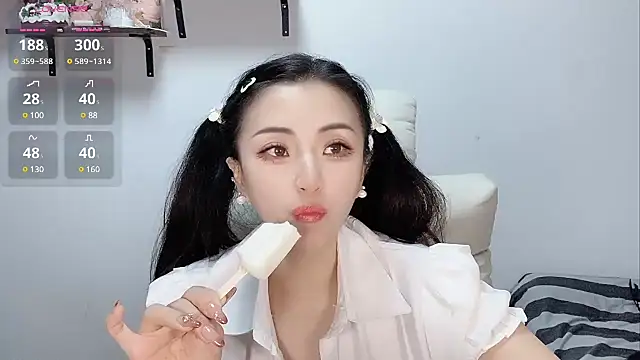 YangYangmian-521 online show from March 3, 2025, 2:28 pm