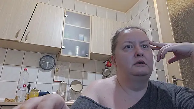 Snapshot of melissaBlessing chatting on February 27, 2026, 3:40 am melissaBlessing online show from February 27, 2026, 3:40 am