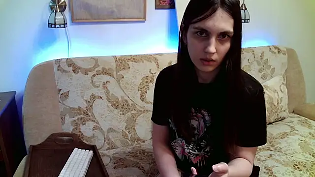 Snapshot of BlackHe4rts_ chatting on July 13, 2026, 1:10 pm BlackHe4rts online show from July 13, 2026, 1:10 pm