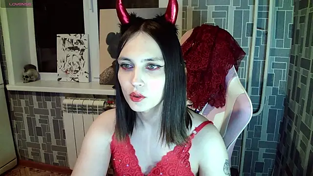 Snapshot of BlackHe4rts_ chatting on December 24, 2024, 9:33 pm BlackHe4rts online show from December 24, 2024, 9:33 pm