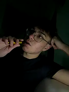 Snapshot of babycannibal chatting on December 8, 2024, 12:13 am babycannibal online show from December 8, 2024, 12:13 am