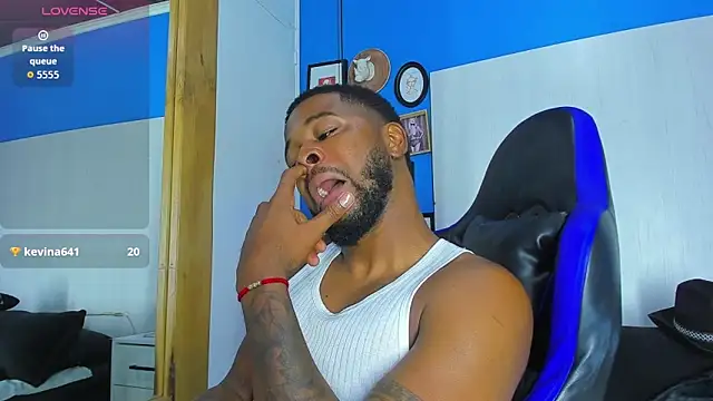 Drake Nassir4 online show from October 8, 2025, 9:11 am