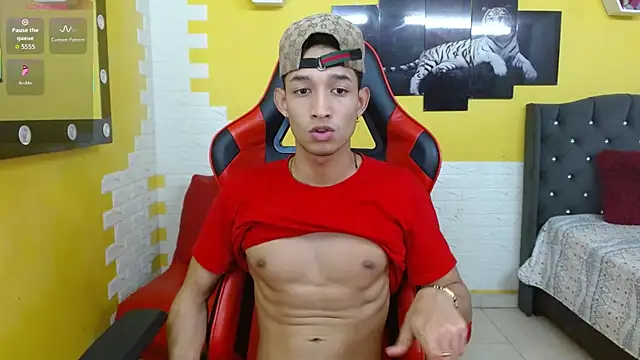 jose sexycumm online show from December 5, 2025, 8:06 pm