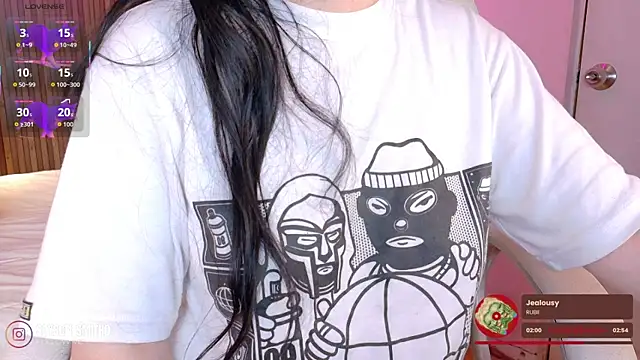 Lucy Smith2 online show from December 2, 2025, 4:36 am